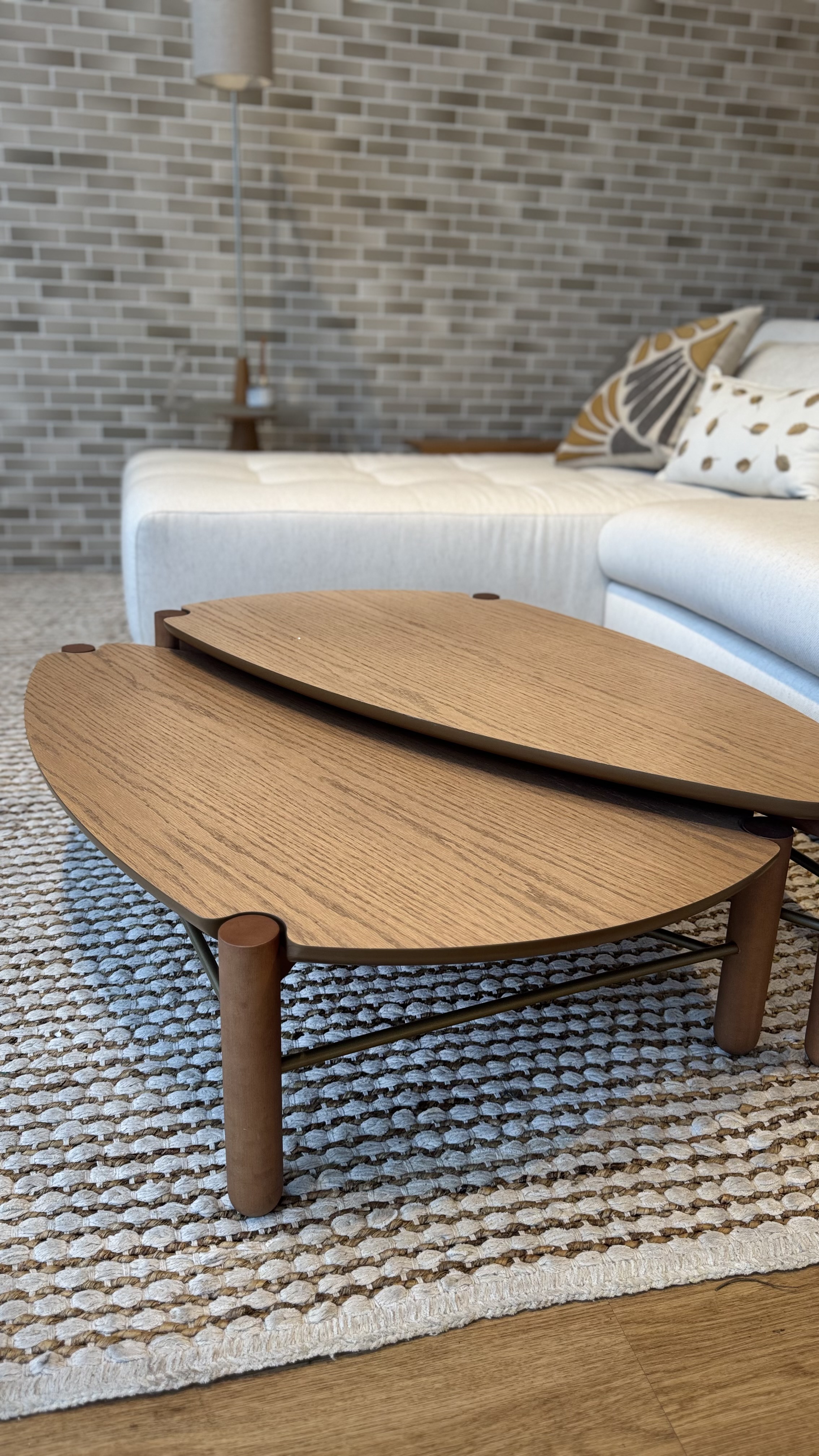 MAIA MESA CENTRO BAJA 1033 X 693 X 280 DE MADERA - 112440